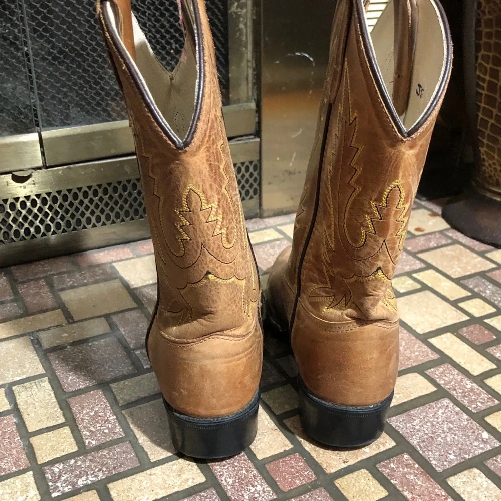 Old West Kids Brown Leather Western Cowboy Boots with Yellow Stitching Size 1.5